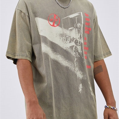 市场上装-T恤-电商T恤