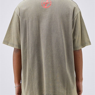 市场上装-T恤-电商T恤