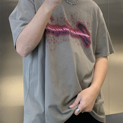 市场上装-T恤-电商T恤