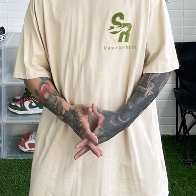 市场上装-T恤-电商T恤