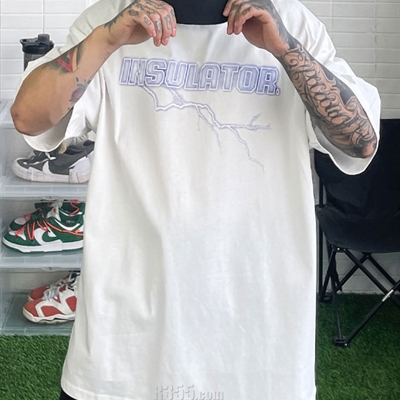 市场上装-T恤-电商T恤