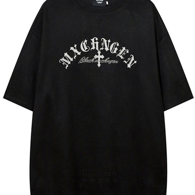 市场上装-T恤-电商T恤