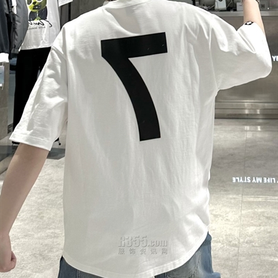 市场上装-T恤-休闲T恤