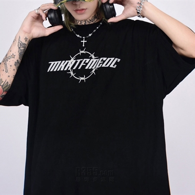 市场上装-T恤-电商T恤