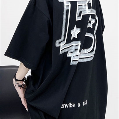 市场上装-T恤-电商T恤