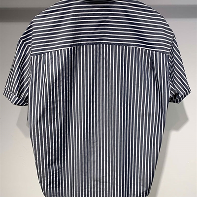 市场上装-衬衫-休闲衬衫