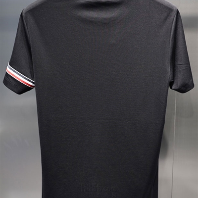 市场上装-T恤-欧货T恤