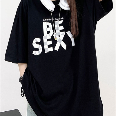 市场上装-T恤-电商T恤