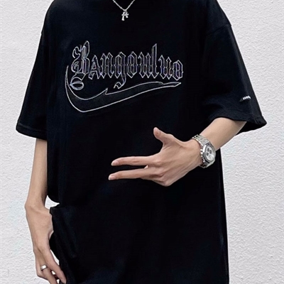 市场上装-T恤-电商T恤