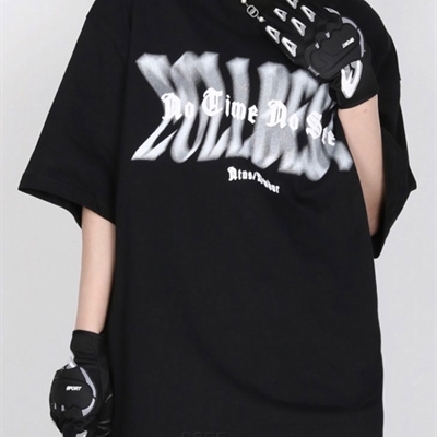 市场上装-T恤-电商T恤