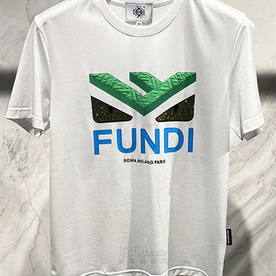 市场上装-T恤-欧货T恤