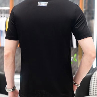 市场上装-T恤-欧货T恤