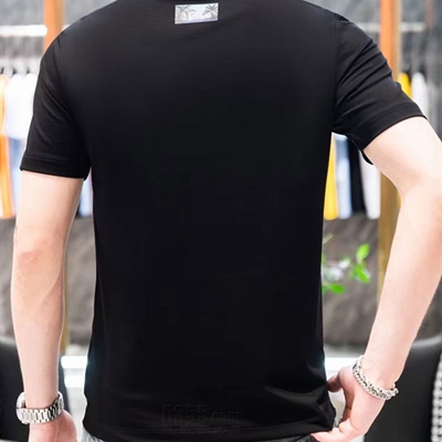 市场上装-T恤-欧货T恤