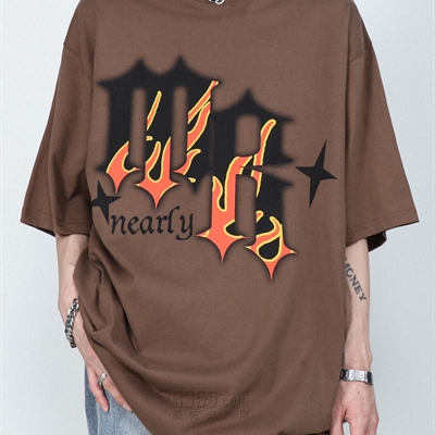 市场上装-T恤-电商T恤