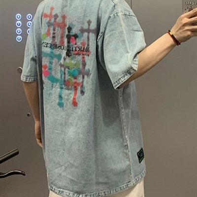 市场上装-T恤-电商T恤