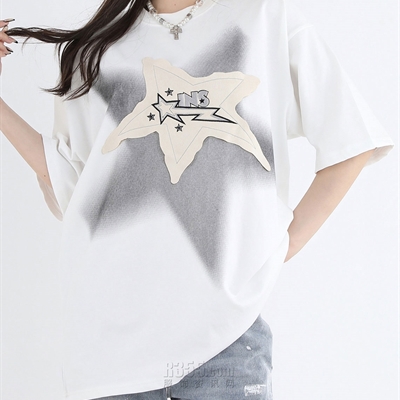 市场上装-T恤-电商T恤