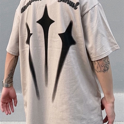 市场上装-T恤-电商T恤