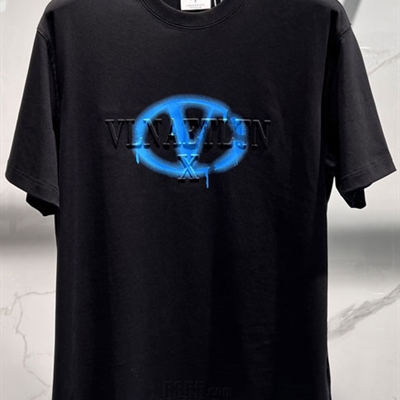 市场上装-T恤-欧货T恤