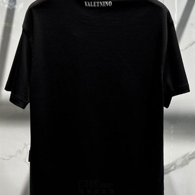 市场上装-T恤-欧货T恤