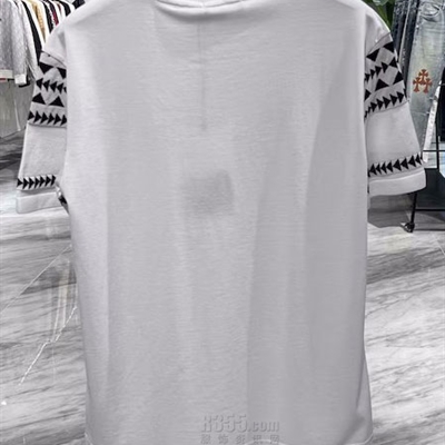 市场上装-T恤-欧货T恤