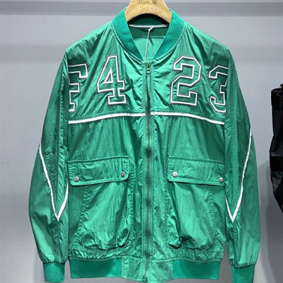 市场上装-夹克-休闲夹克