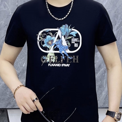 市场上装-T恤-欧货T恤