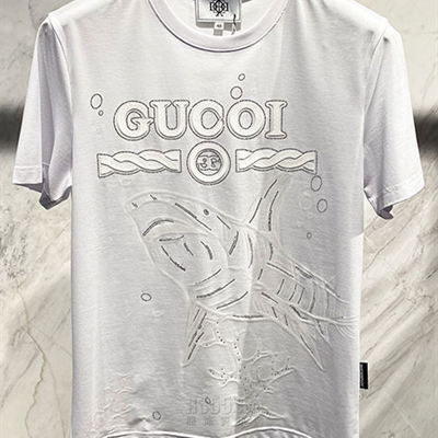 市场上装-T恤-欧货T恤