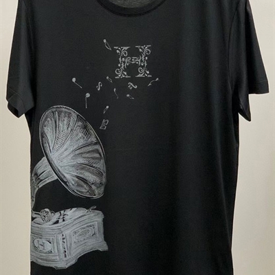 市场上装-T恤-欧货T恤