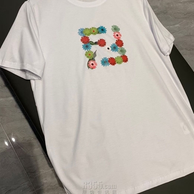 市场上装-T恤-欧货T恤