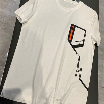 市场上装-T恤-欧货T恤