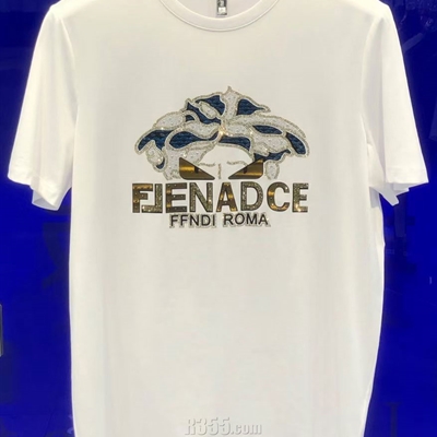 市场上装-T恤-欧货T恤