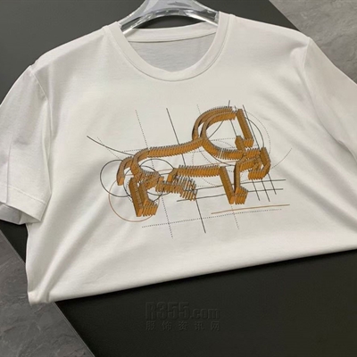 市场上装-T恤-欧货T恤