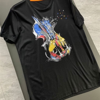 市场上装-T恤-欧货T恤