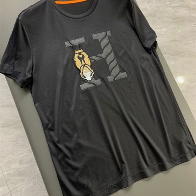 市场上装-T恤-欧货T恤