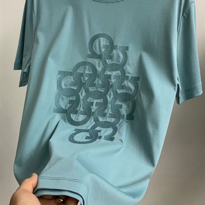 市场上装-T恤-欧货T恤