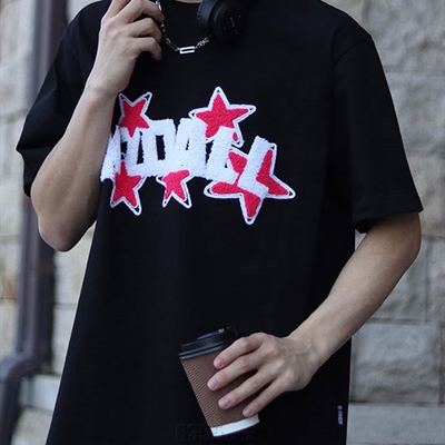 市场上装-T恤-电商T恤