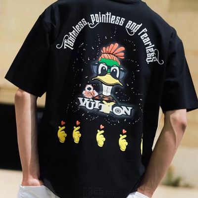 市场上装-T恤-电商T恤