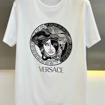 市场上装-T恤-欧货T恤