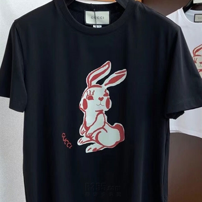 市场上装-T恤-欧货T恤