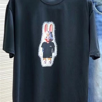 市场上装-T恤-欧货T恤