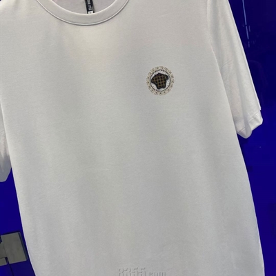 市场上装-T恤-欧货T恤