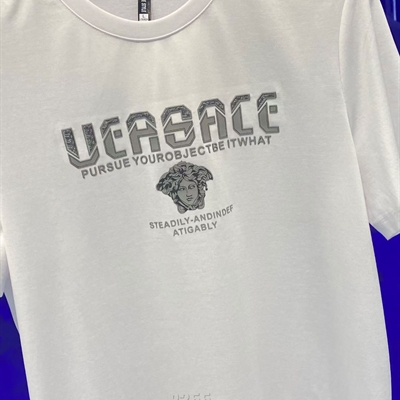 市场上装-T恤-欧货T恤