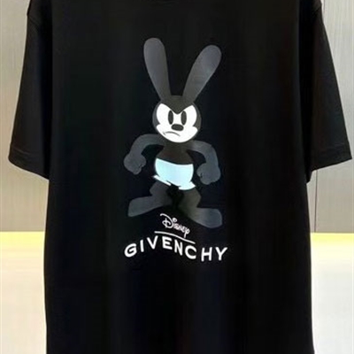 市场上装-T恤-欧货T恤