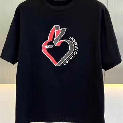 市场上装-T恤-欧货T恤