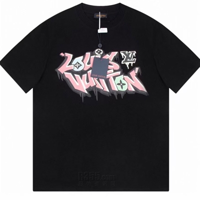 市场上装-T恤-欧货T恤