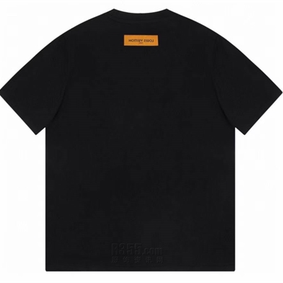 市场上装-T恤-欧货T恤