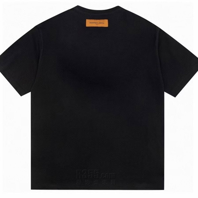 市场上装-T恤-欧货T恤