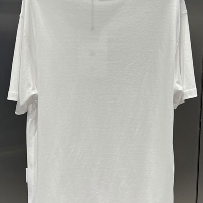 市场上装-T恤-欧货T恤