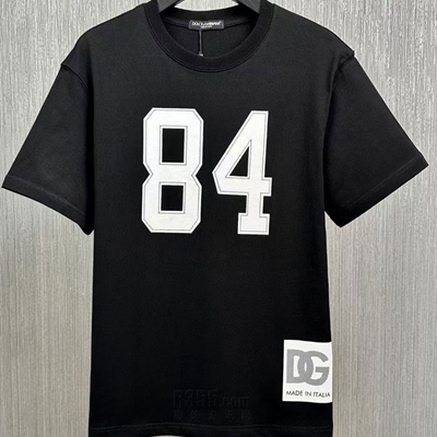 市场上装-T恤-欧货T恤