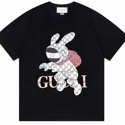 市场上装-T恤-欧货T恤